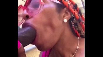 Ebony trannys sucking big black cock BBC